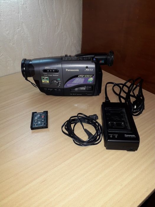 Panasonic RX 77 відеокамера