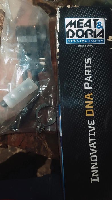 Продам оригінальні перемикачі (стрілки) на Audi.