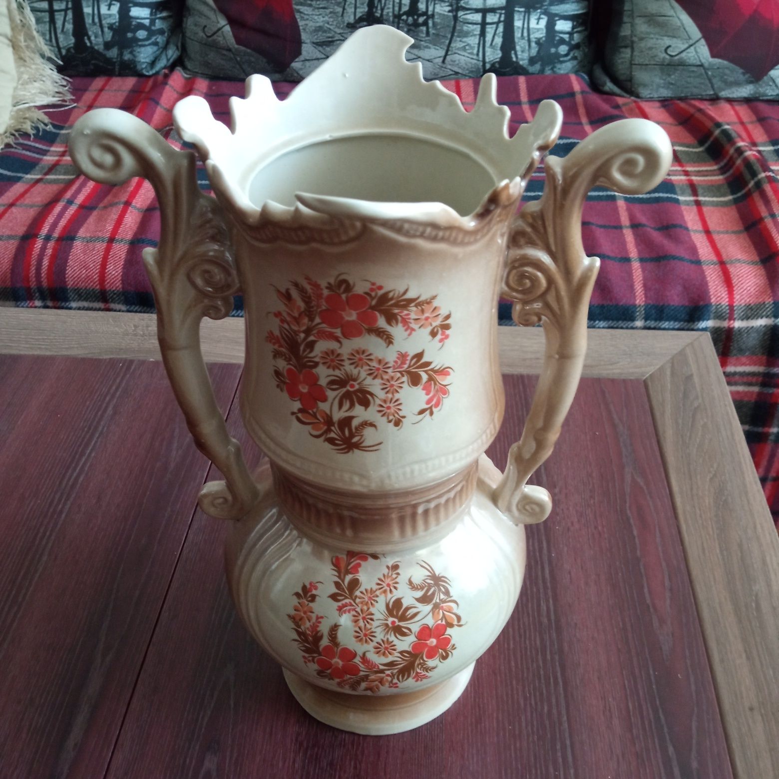Керамічна ваза українська