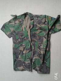 Camisa camuflada manga curta tamanho M