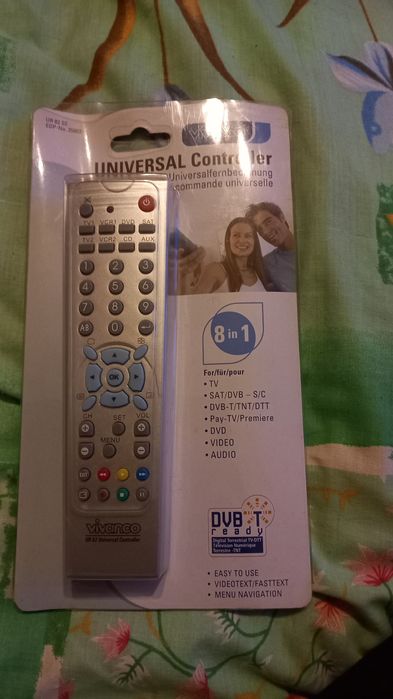 Універсальний пульт Vivanco