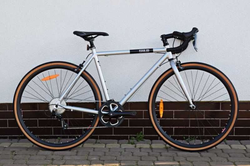 Gravel FIXIE FLOATER RACE 8S Shimano SORA 53CM Wyprzedaż - 40%