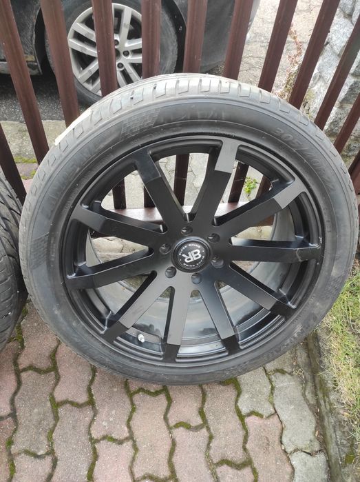 Felgi R22 Black Rhino 6x139.7 ET25