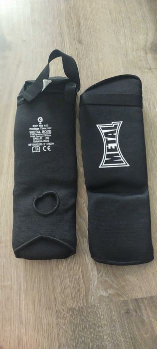 Ochraniacze stóp i piszczeli Metal