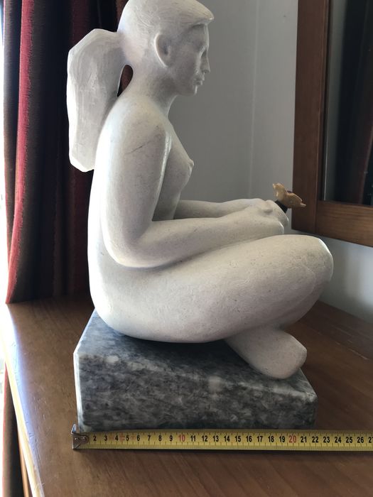 Escultura em mármore líoz