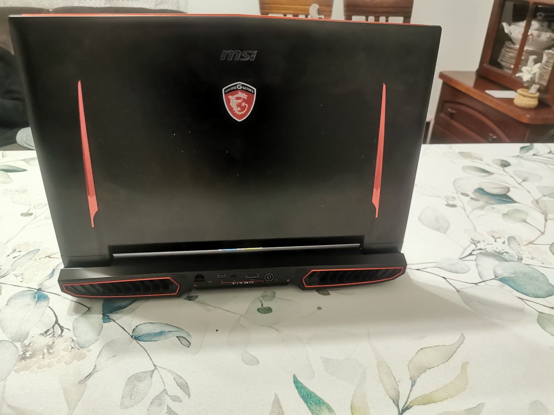 MSI GT73VR 6RF Titan Pro