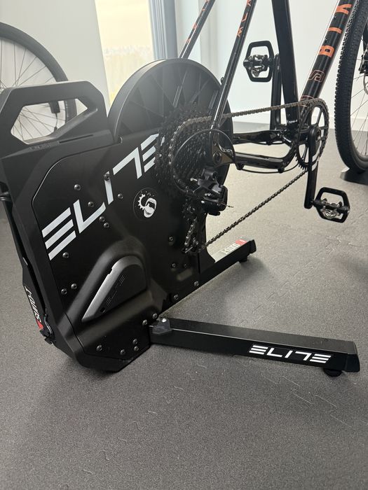 Gravel NS bike Rag +2 28’’ + interaktywny trenażer Elite Suito-T