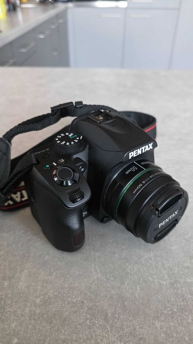 Pentax K-70 – Lustrzanka na Każdą Pogodę! Idealny Partner w Plenerze