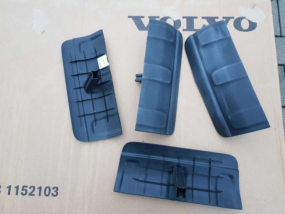 VOLVO XC60 R-Design Osłona Na Hak Hol Pokrywa Zderzaka RADOM