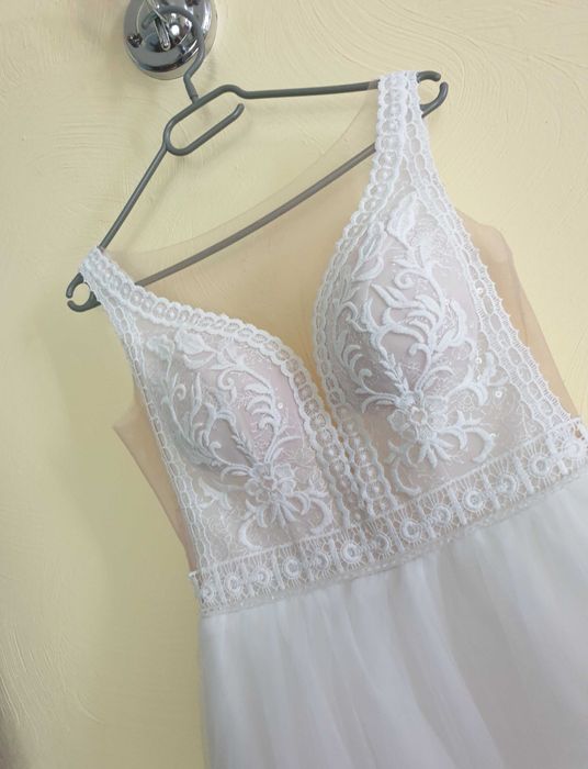 Piękna suknia ślubna