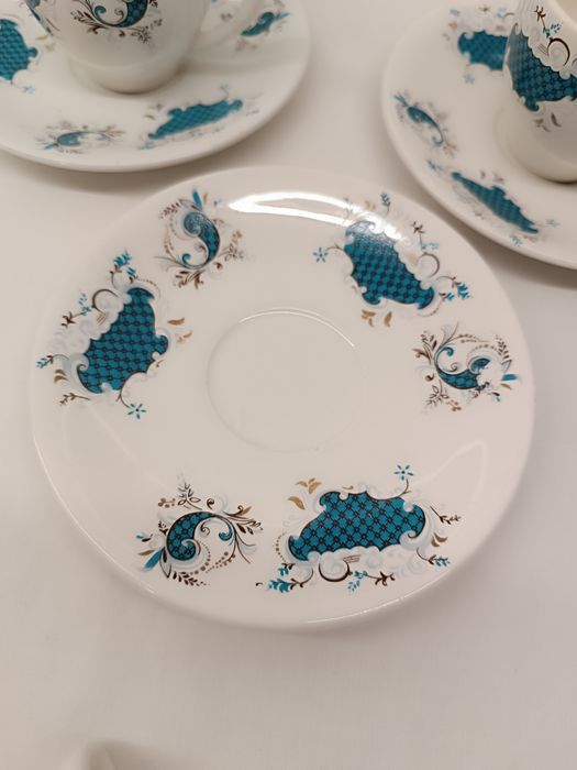 Conjunto Antigo 3 Chávenas e 3 Pires Café da Cesol