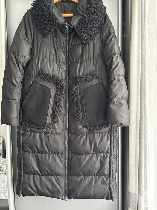 Жіночий зимовий плащ