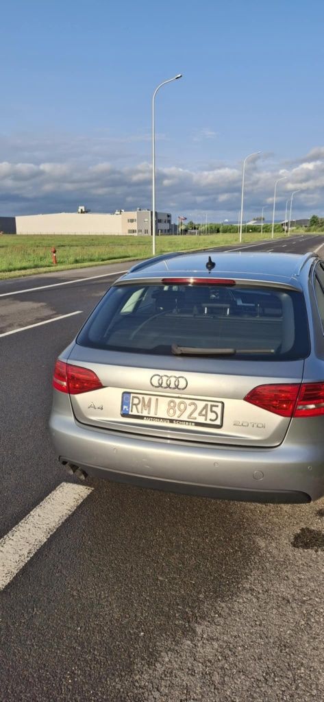 Sprzedam audi a4b8