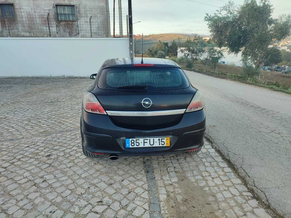 Opel   Astra GTC