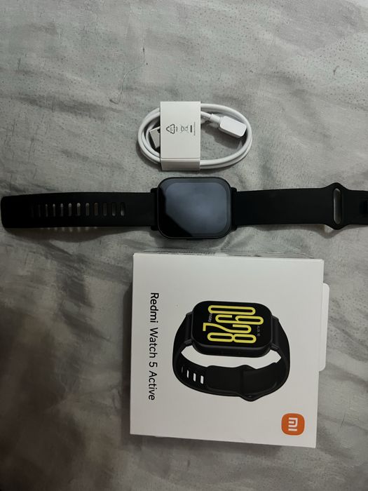 Продам смарт годинник Redmi watch 5 active