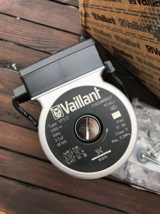 Nowa Pompa Vaillant 160928, 00.100.30.634