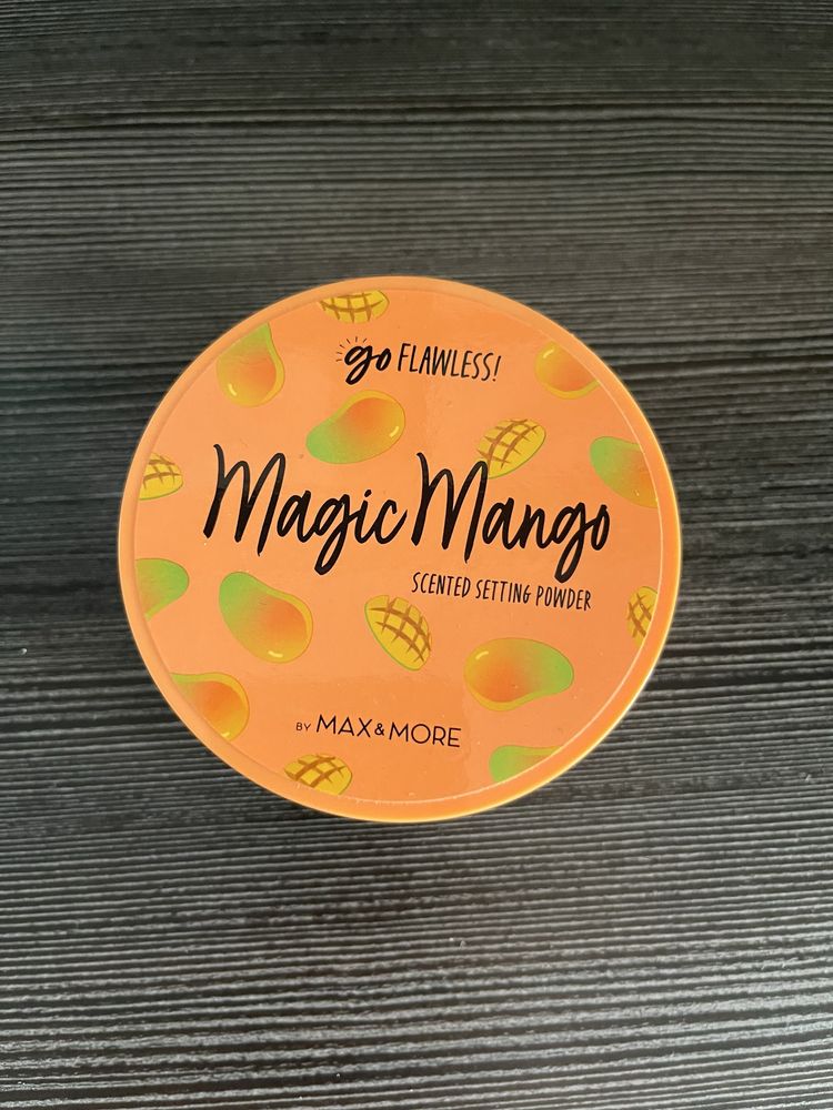 Puder Max&More Magic Mango z Action