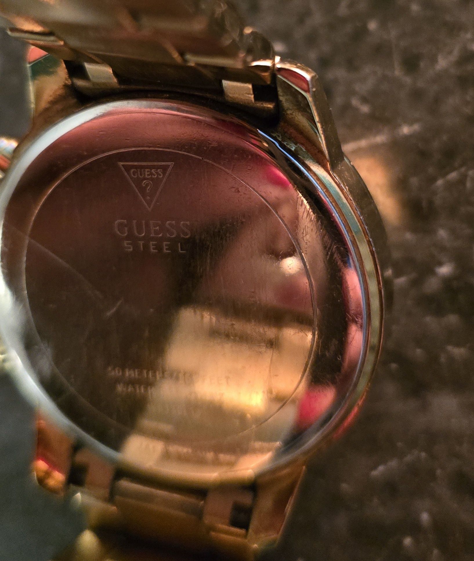 Relógio Dourado Guess Verdadeiro