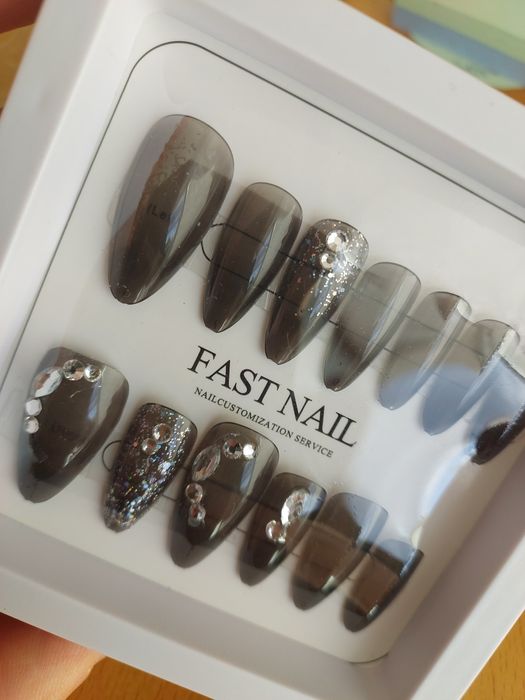 Paznokcie tipsy premium czarne przezroczyste