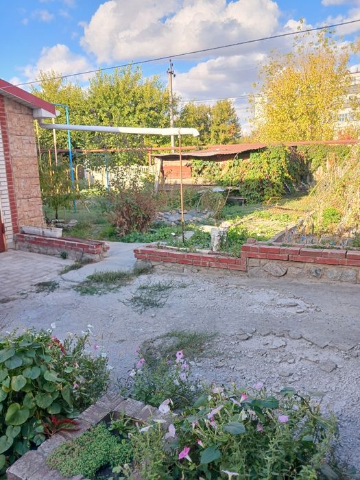 Здається будинок Шевченківський район