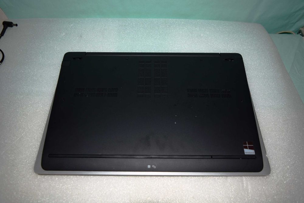 Laptop Sony Vaio Multi-Flip SVF15N18PGB 15.5" i5/16GB/250 SSD MŁAWA
