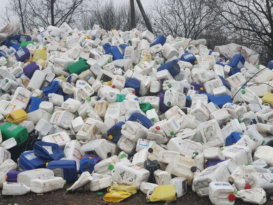 Каністри/куби/пластикові