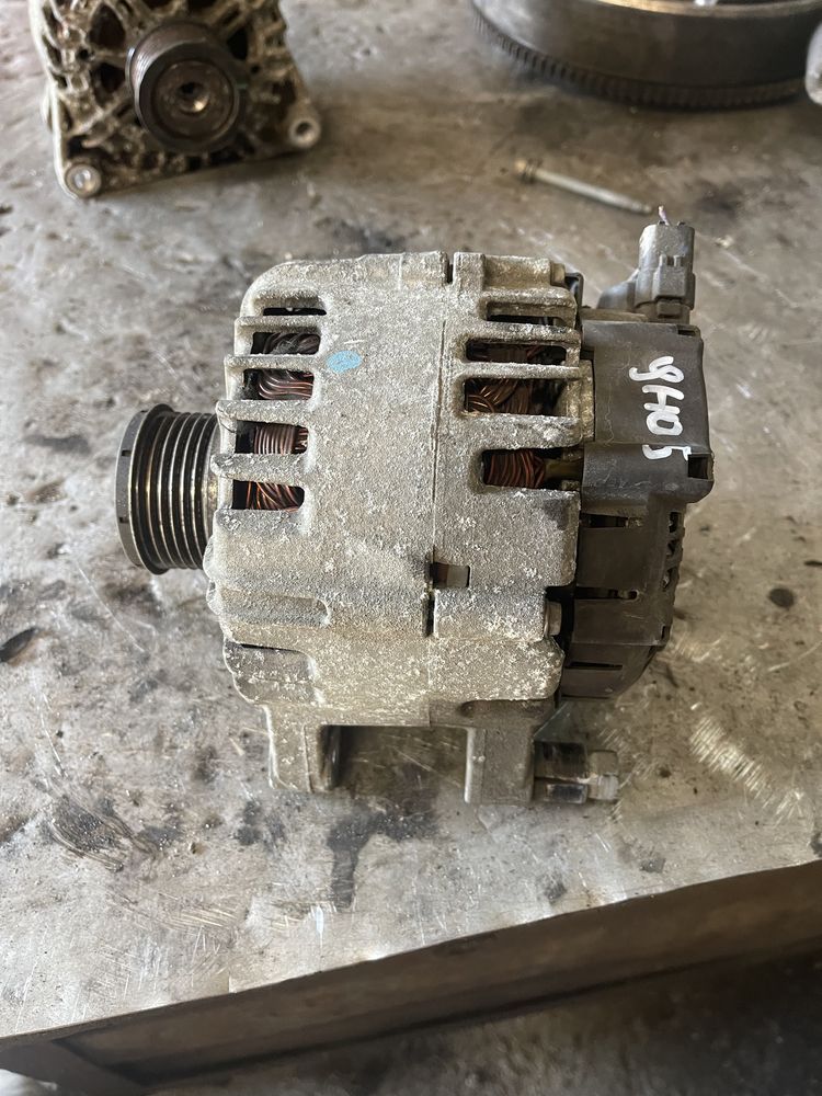 Alternator /Peugeot/3008/1.6 E-HDI /VALEO /2011r