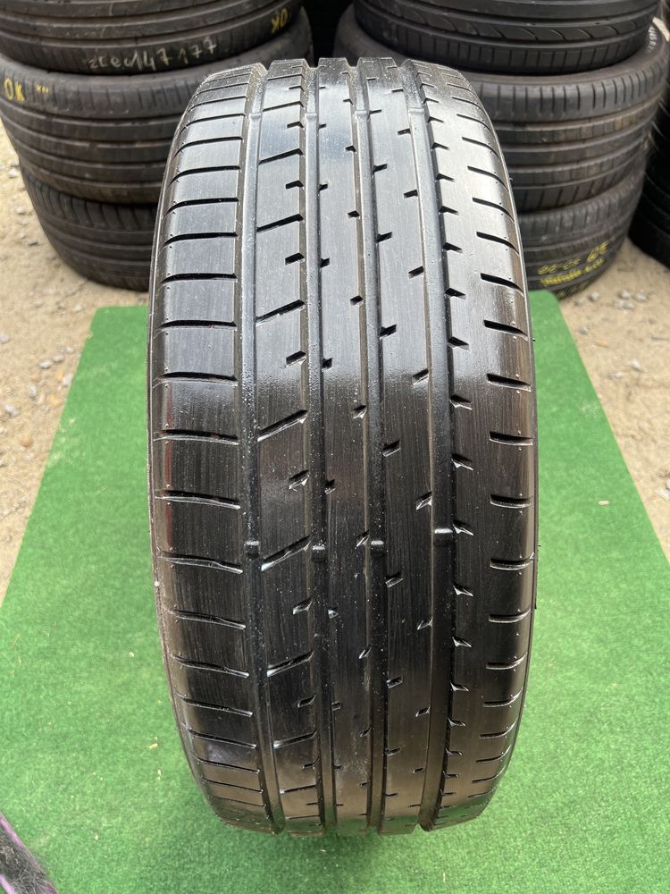 *Opona pojedynka 225/55/19 Toyo
