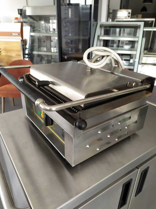 Grill Kontaktowy Kontakt grill pojedynczy ryflowany- Roller Grill