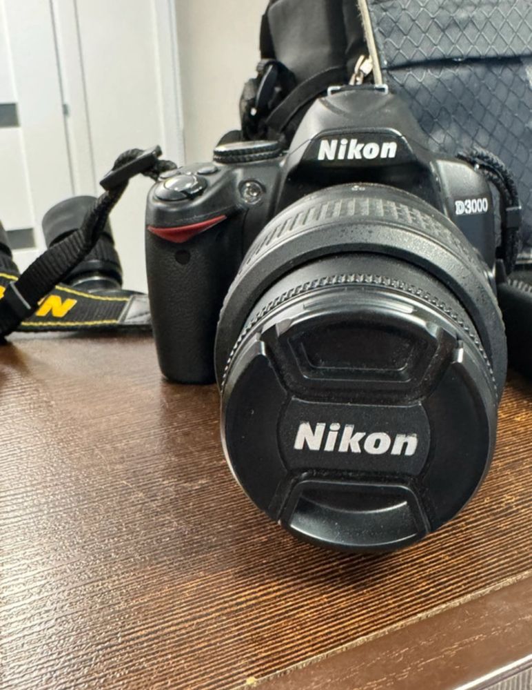 Aparat Nikon D3000 komplet
