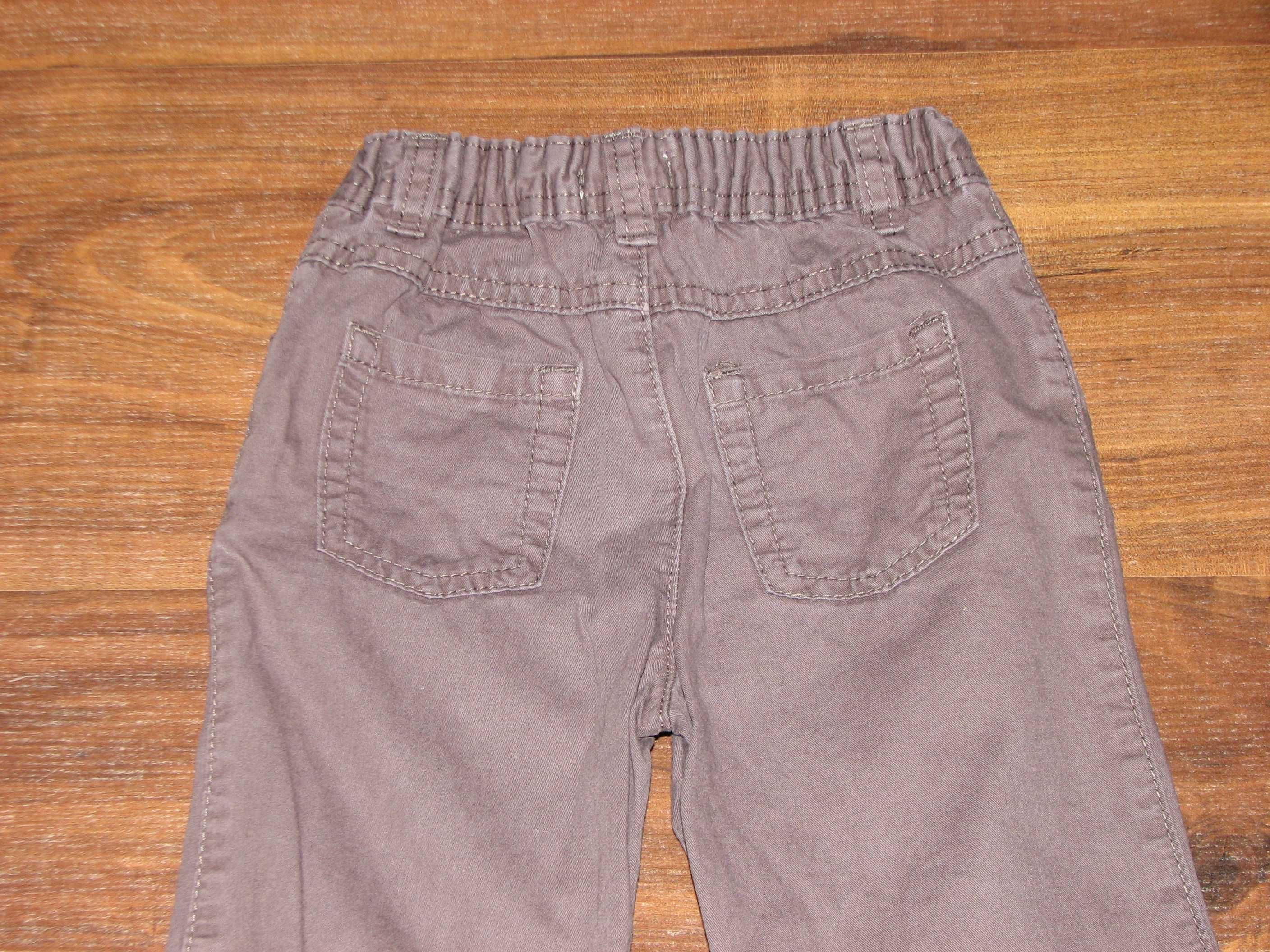Fajne spodnie miękki jeans 92
