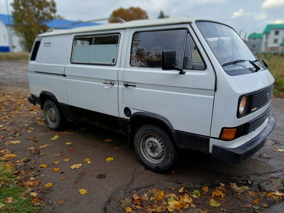 Бус VOLKSWAGEN TRANSPORTER 1.6 дизель в хорошому стані
