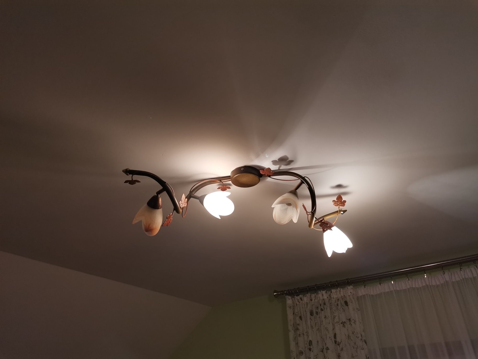 Komplet lampka + żyrandol
