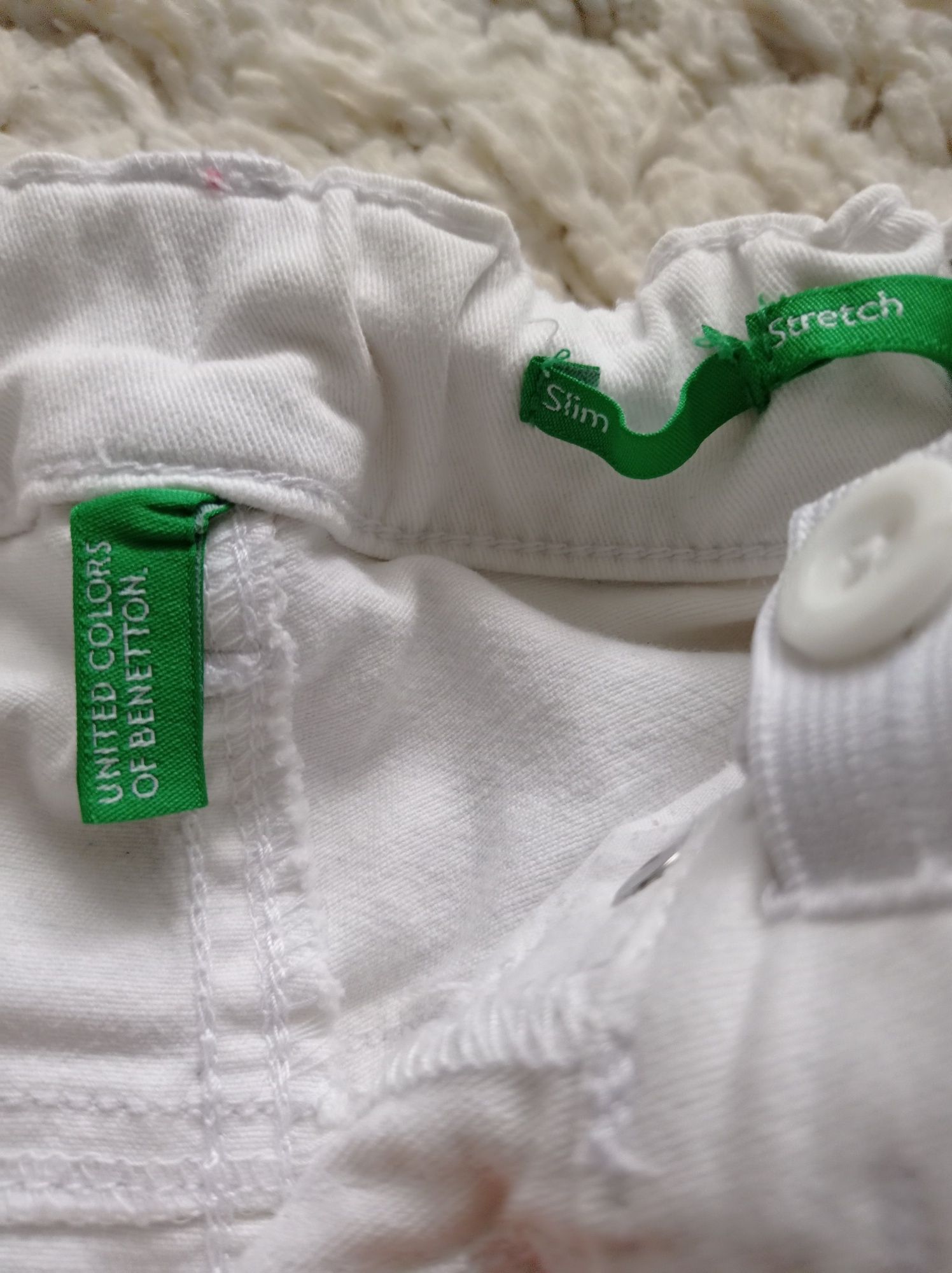 Белые джинсы UC Benetton