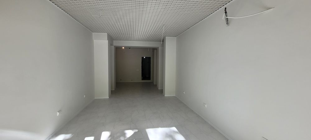 Оренда приміщення при вїзді в тц Велес, 40 кв.м