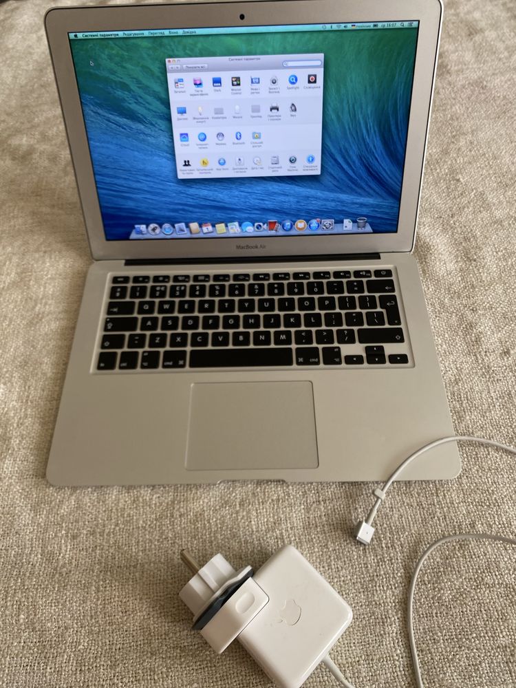 Ноутбук Apple MacBook Air A1466