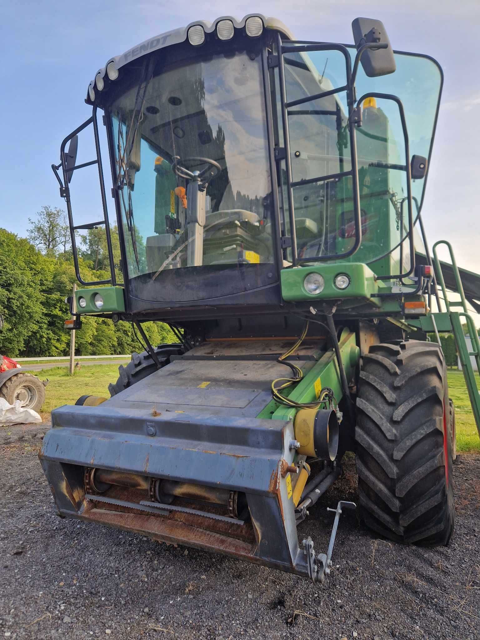 Kombajn Fendt 5220E