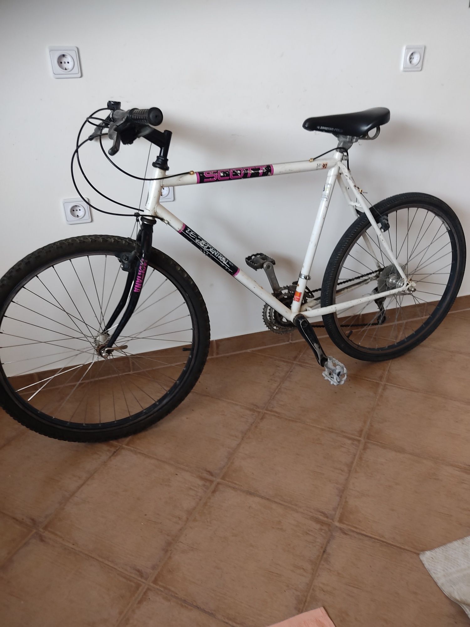 Bicicleta roda aro 26 pronta a usar