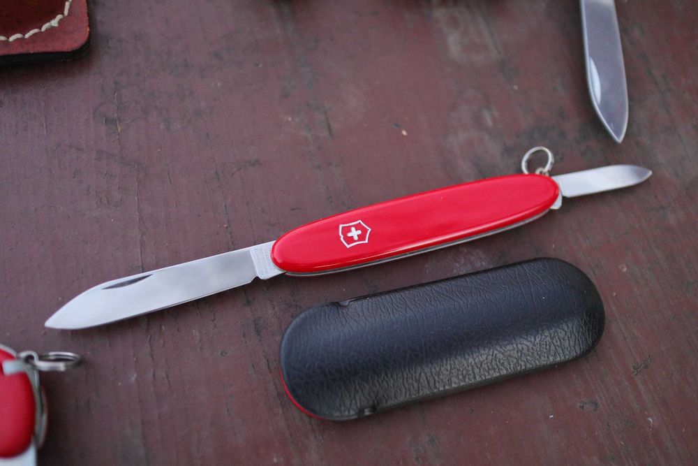 Victorinox Champion 91 mm, декілька штук в наявності