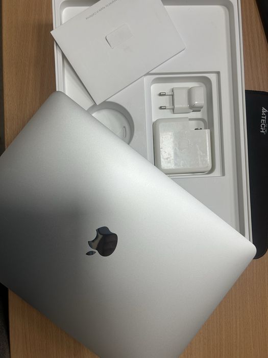 MacBook Pro 13 2017 A1708 (Intel I5, 8GB, SSD256GB)