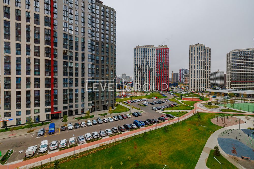 Продаж 3 кім квартири з ремонтом, 80м2 в ЖК Варшавський Плюс