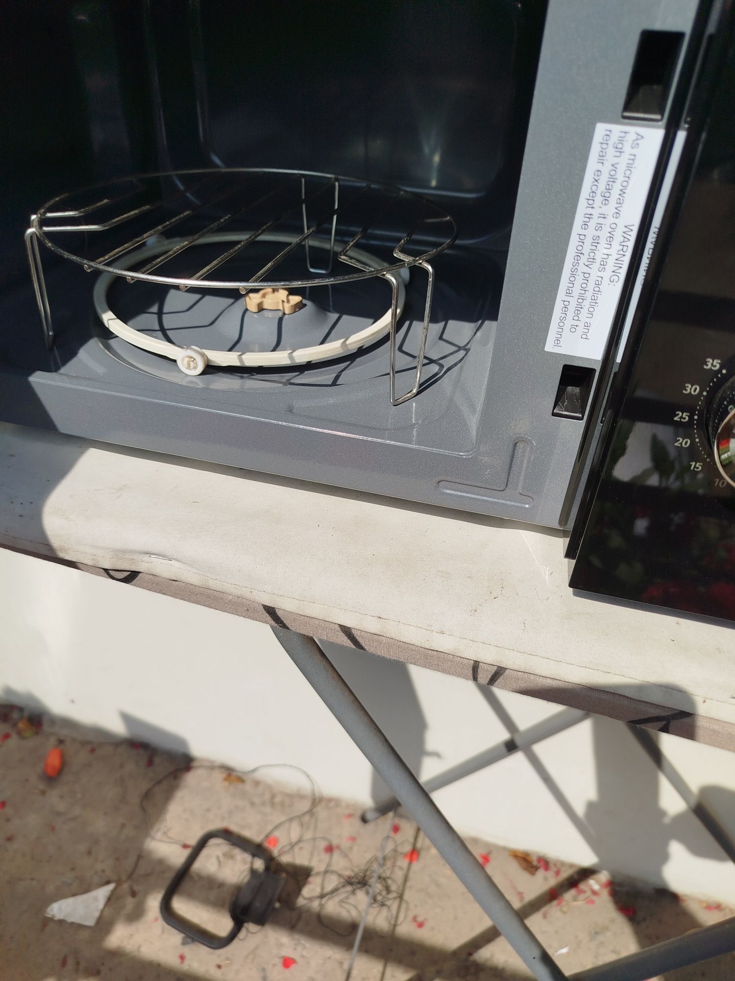 Mikrofalówka Sharp gorenje uszkodzone