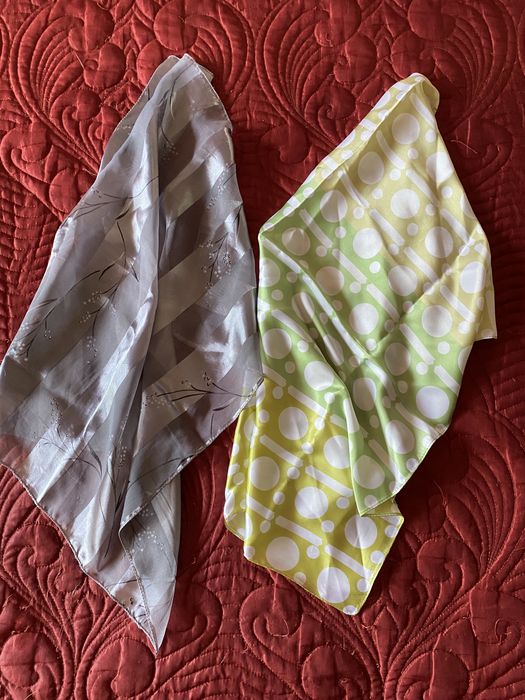 Хустинки на шию ; платки на шею