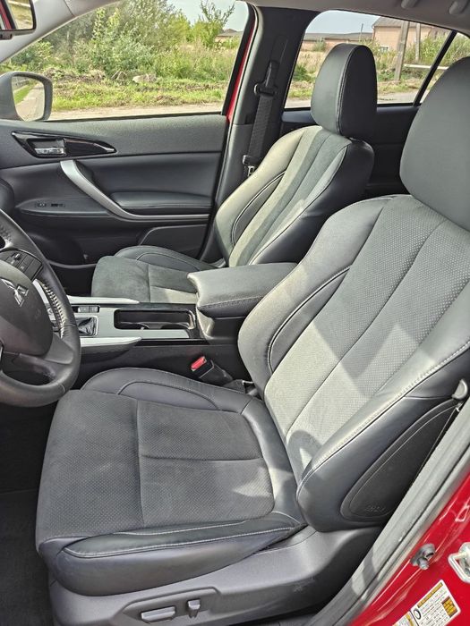 Mitsubishi eclipse cross 23-го року