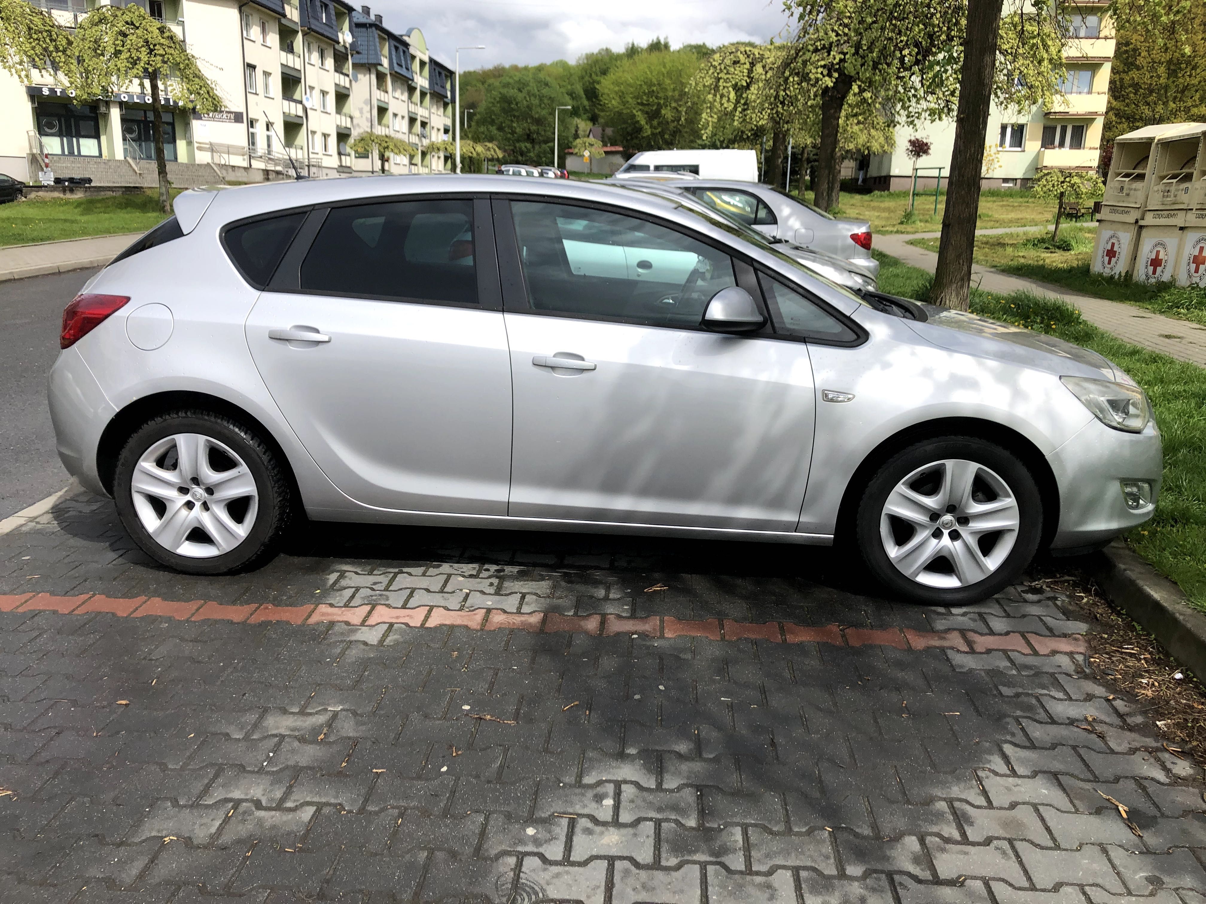 Opel Astra J TURBO 140 KM Benzyna + LPG