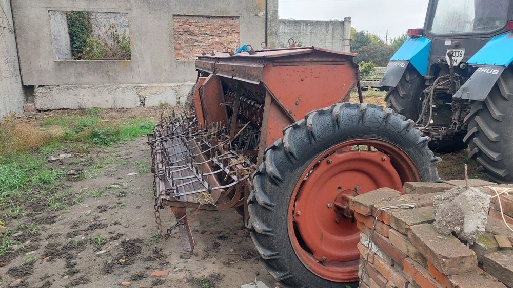 Продам сівалку зернову сз 3,6