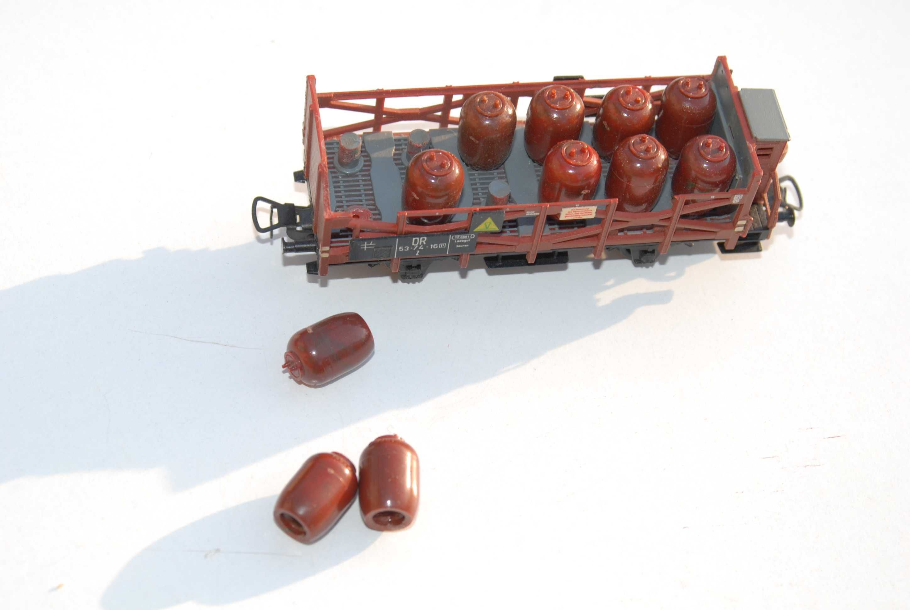 Stara zabawka wagon towarowy kwasiarka PIKO DR 537416 unikat