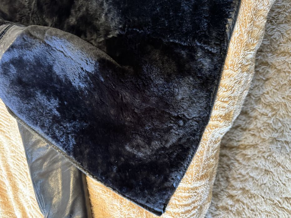 Шкіряна куртка зимова