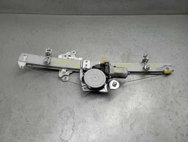 Elevador vidros frente esquerdo NISSAN Micra V (K14)