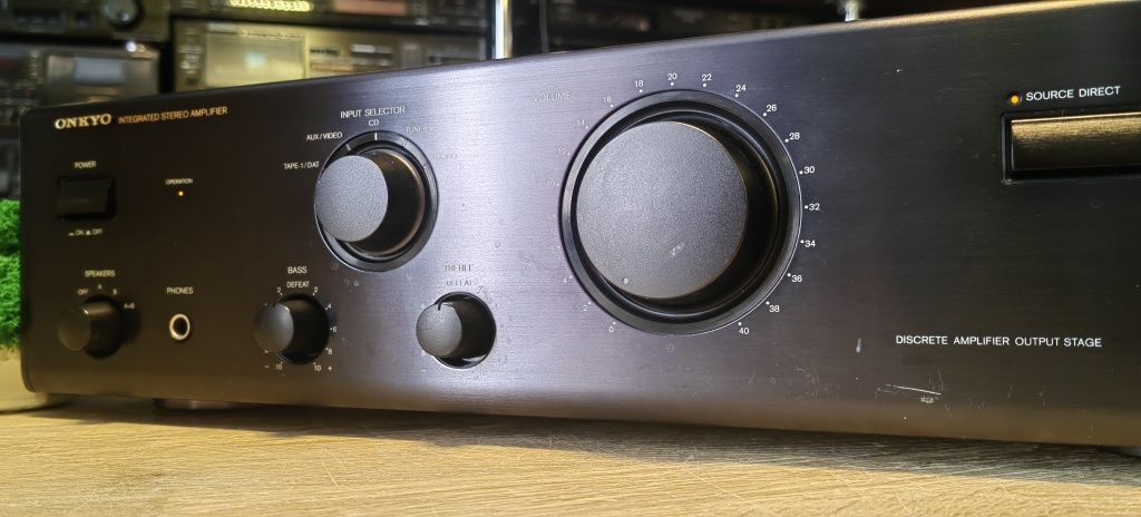 Підсилювач Onkyo A-8820/4Ω